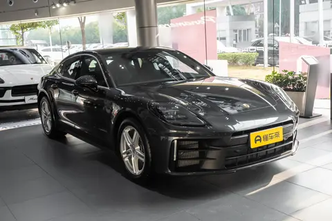 113.8万起的保时捷 Panamera 真实用车体验，这配置才不花冤枉钱