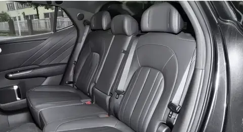 家庭出行新选择:长安启源E07的安全与空间之道