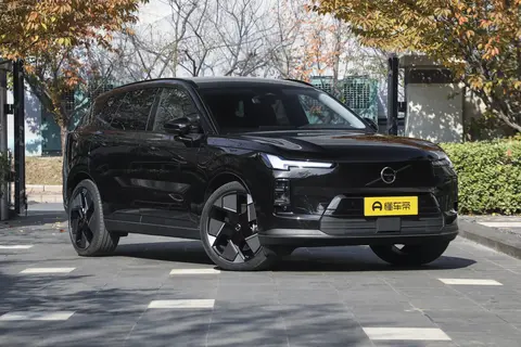 安全与续航双优,沃尔沃 XC70 定义豪华超混新标准